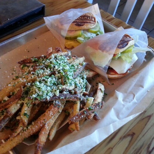 Photo taken at BurgerFi by Ft. Lauderdale E. on 11/8/2012