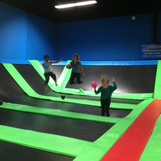 Photo taken at Bounce Trampoline Sports by Katherine B. on 4/23/2013