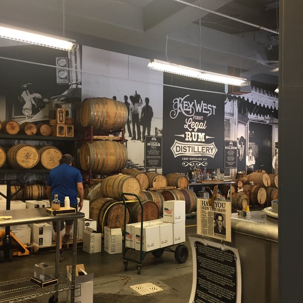 รูปภาพถ่ายที่ Key West First Legal Rum Distillery โดย Kim S. เมื่อ 8/22/2017