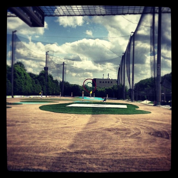 รูปภาพถ่ายที่ Golf Lounge e.V. โดย Thilo G. เมื่อ 7/2/2013