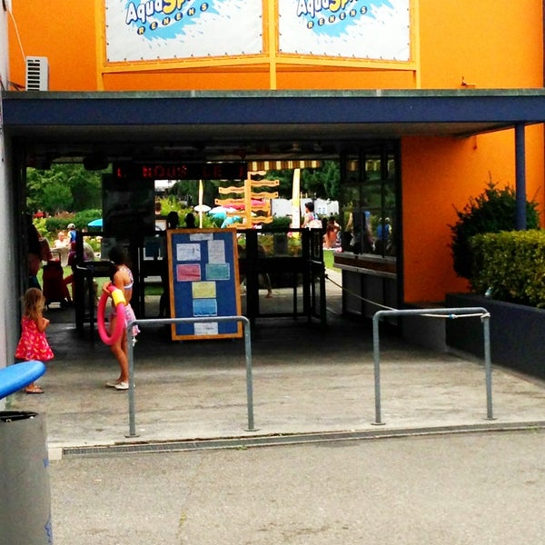 Photos At Piscine De Renens Av De Censuy 36