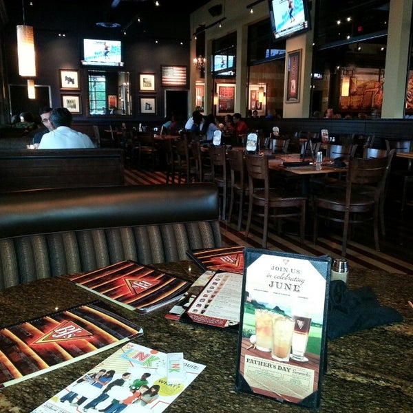 Photo taken at BJ&#39;s Restaurant &amp; Brewhouse by Paul A. on 6/4/2013