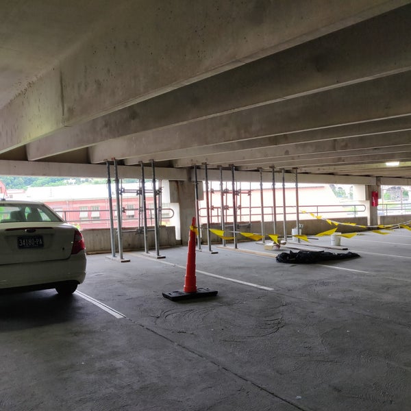 Photos At Chestnut Street Parking Garage Building In Harrisburg