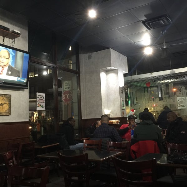 Photo taken at Front Street Pizza by Max S. on 2/26/2016
