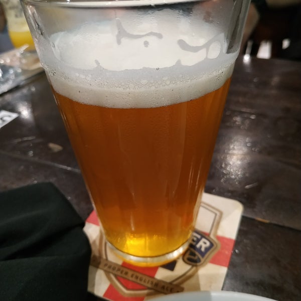 Photo taken at Cervejaria Asterix by Paulo Mauricio C. on 2/4/2021