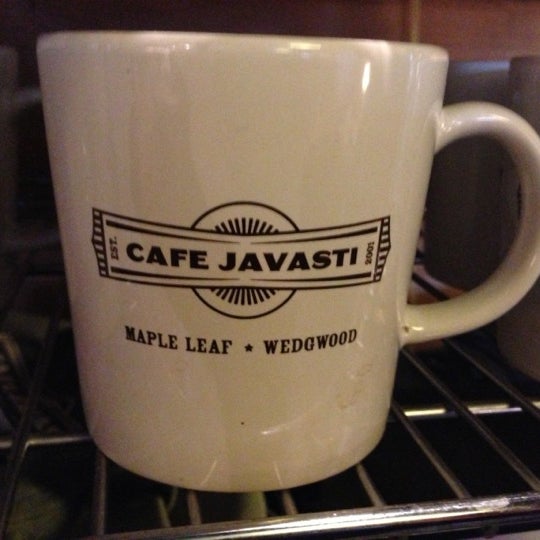 Foto tirada no(a) Cafe Javasti por Andrea C. em 12/16/2012