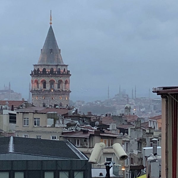 รูปภาพถ่ายที่ Adahan İstanbul โดย Onur G. เมื่อ 11/28/2018