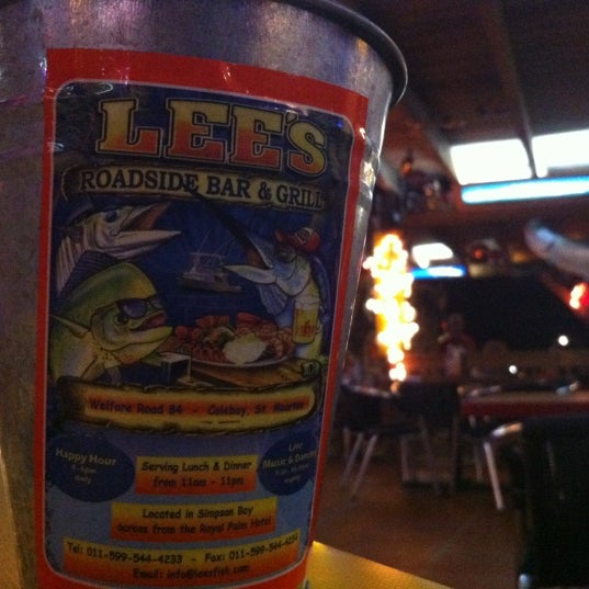 11/23/2012にCristina R.がLee&#39;s Roadside Grillで撮った写真