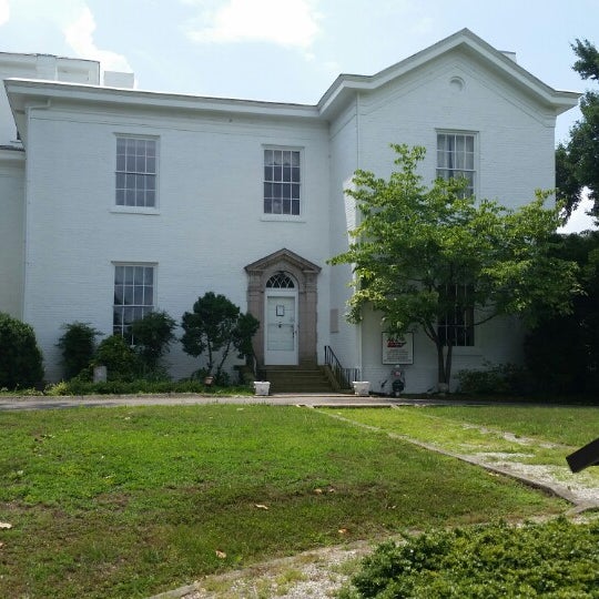 Confederate Memorial Hall - Bleak House - History Museum in Knoxville