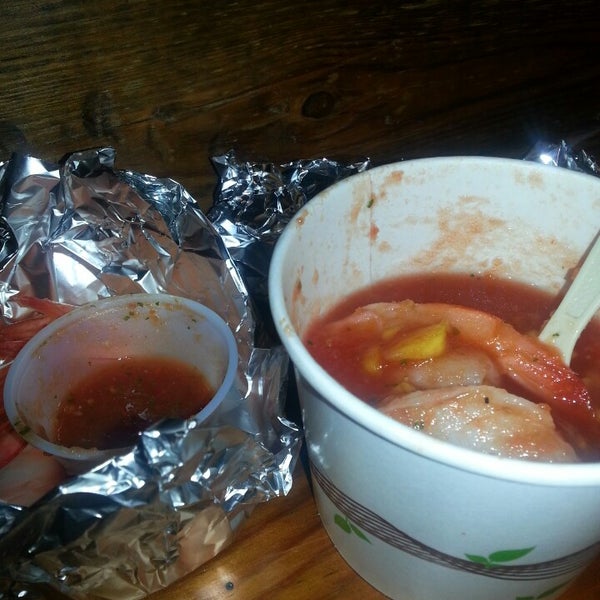 Ok... I stuck around and had the shrimp cocktail... Good... I like mine spicy so i put a little cup of habanero salsa... Perfect....