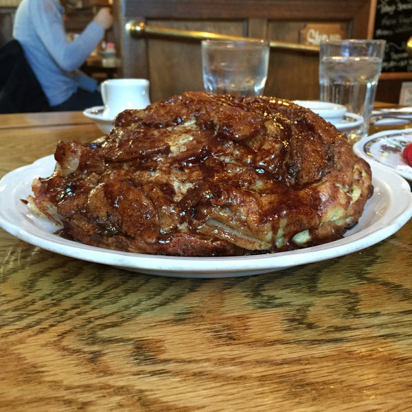 Oak Table Cafe American Restaurant in Sequim