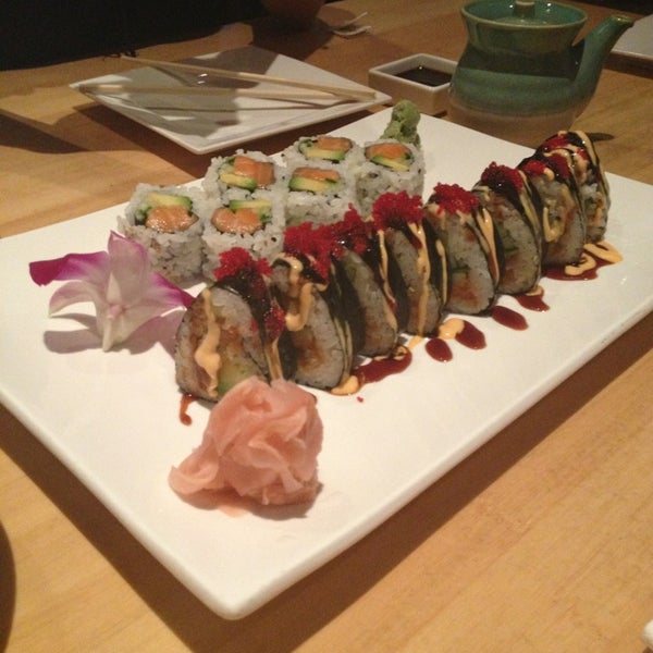 Das Foto wurde bei Miso Japanese Restaurant von Breann B. am 7/12/2013 aufgenommen
