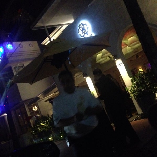 4/13/2014에 Adelso T.님이 Cavalli Restaurant Miami에서 찍은 사진
