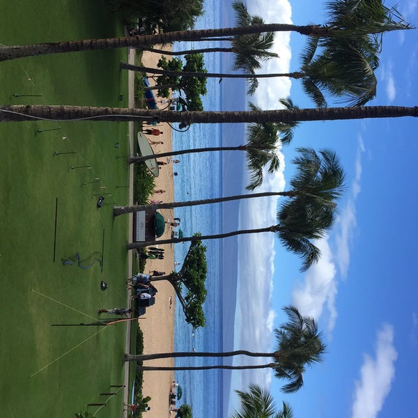 Photo taken at Marriott&#39;s Maui Ocean Club  - Lahaina &amp; Napili Towers by Anjanette N. on 12/22/2016