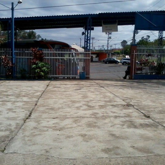 Rodoviária de Santa Bárbara D'Oeste (Agora fechado) Terminal de Ônibus em Santa Bárbara D'Oeste