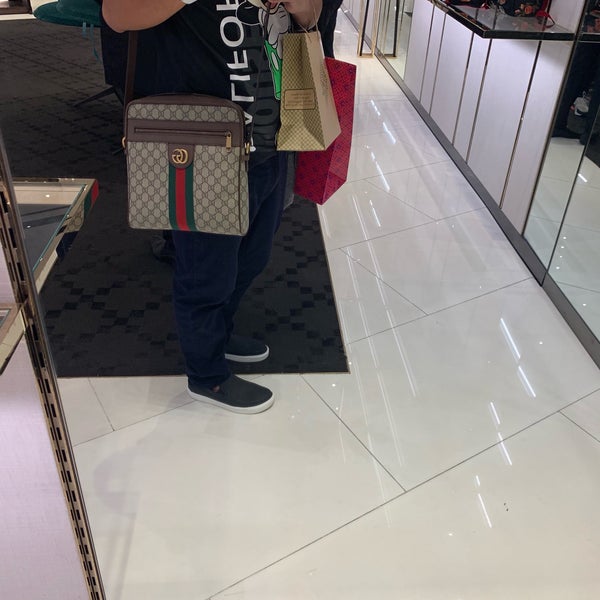 Gucci - Accessories Store in 