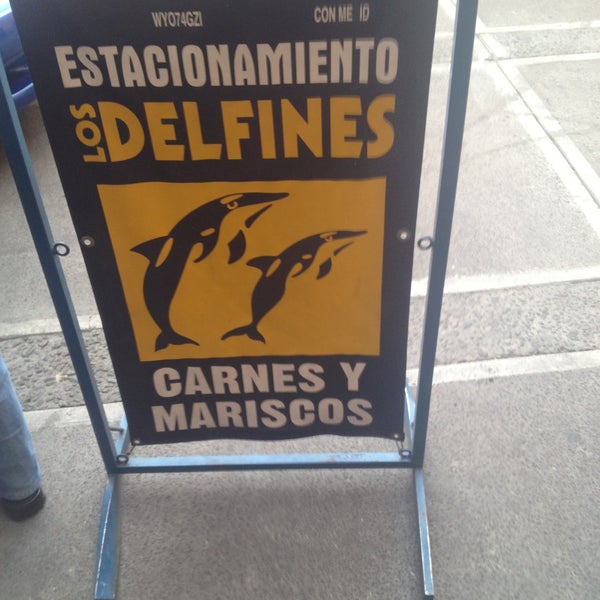 Photo taken at Restaurante Los Delfines by Felipe P. on 4/28/2013