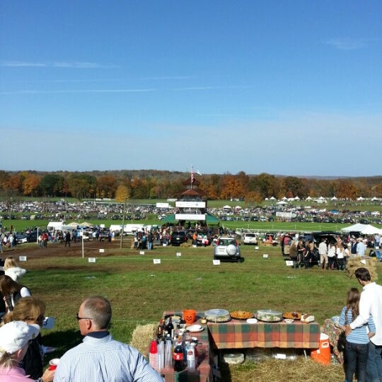 Photo taken at Moorland Farm - The Far Hills Race Meeting by Jay on 10/20/2012