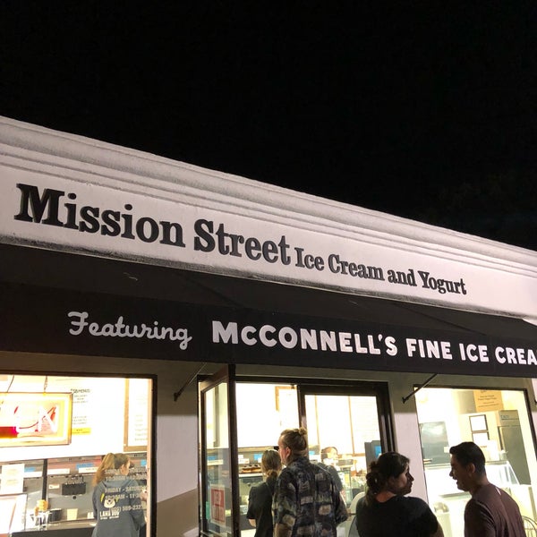 Photo taken at Mission Street Ice Cream and Yogurt - Featuring McConnell&#39;s Fine Ice Creams by ashleigh r. on 4/11/2018