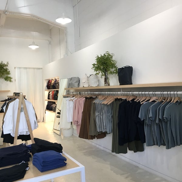 Photo taken at Everlane by ashleigh r. on 9/15/2017
