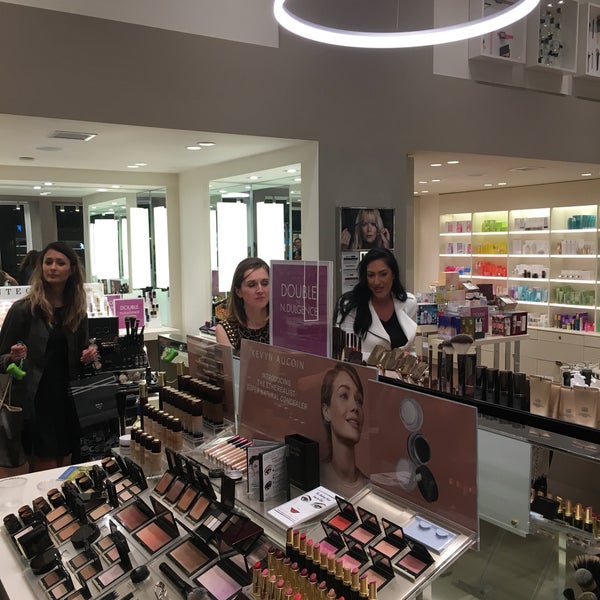 Photos At Space Nk Pacific Heights 46 Visitors Photo Taken At Space Nk By Ashleigh R On 11 10 2018