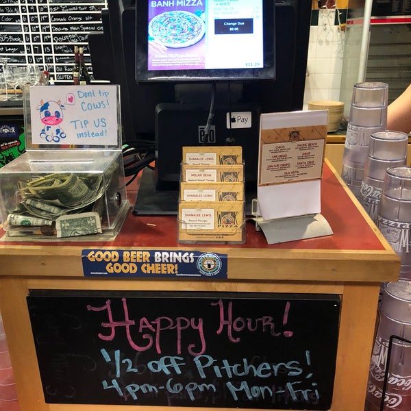 Photo taken at Woodstock&#39;s Pizza by ashleigh r. on 5/28/2018