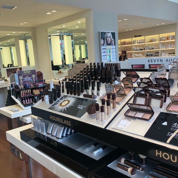 Photos At Space Nk Pacific Heights 46 Visitors Photo Taken At Space Nk By Ashleigh R On 7 30 2018