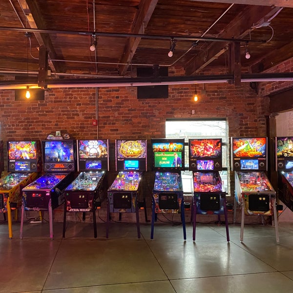 3/15/2022 tarihinde Aaron P.ziyaretçi tarafından Boxcar Bar + Arcade'de çekilen fotoğraf