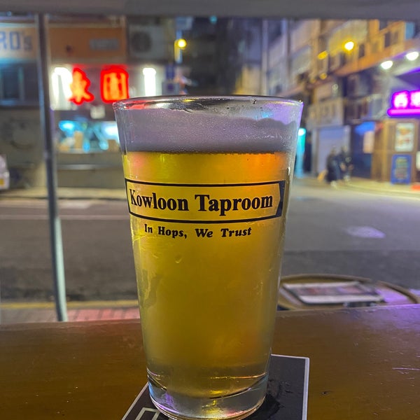 1/1/2022 tarihinde Aaron P.ziyaretçi tarafından Kowloon Taproom'de çekilen fotoğraf