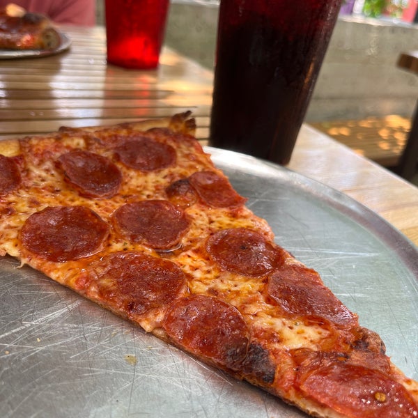 Pizza Delicious Bywater 617 Piety St