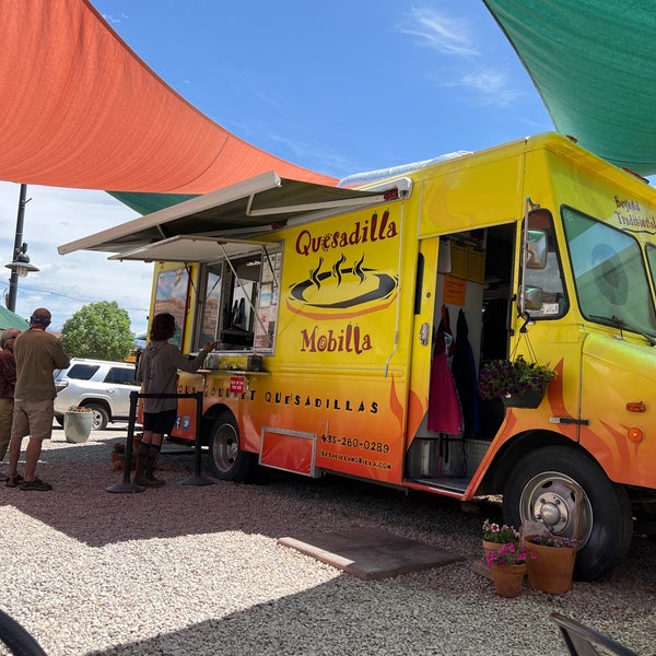 Quesadilla Mobilla Food Truck in Moab