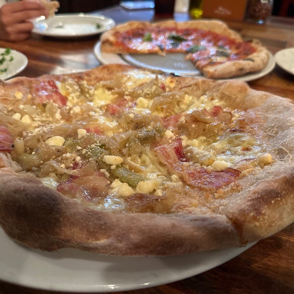 Life of Pie Pizza Portland, OR