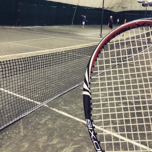 Photo taken at Midtown Tennis Club by Daniel C. on 1/23/2015