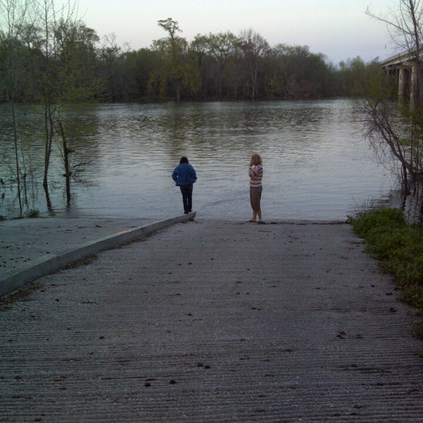 Santee River Boat Landing Jamestown, SC