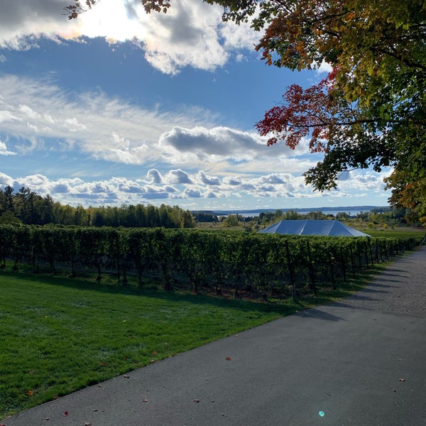 Photo taken at Bowers Harbor Vineyards by Nick G. on 10/8/2020