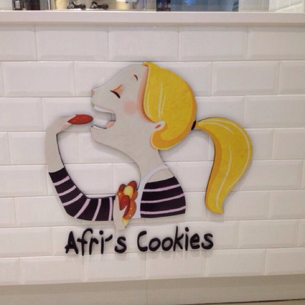 Foto tirada no(a) Afri&#39;s Cookies por Carla L. em 1/13/2014