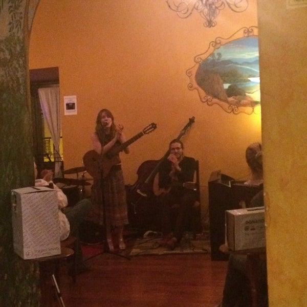 5/24/2015에 Natalia C.님이 Jazz Society Café에서 찍은 사진