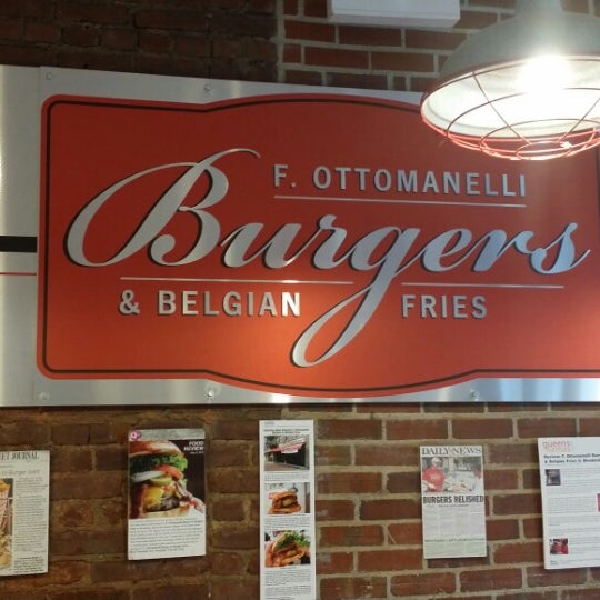 Photo taken at F. Ottomanelli Burgers and Belgian Fries by Raul A. on 4/25/2014