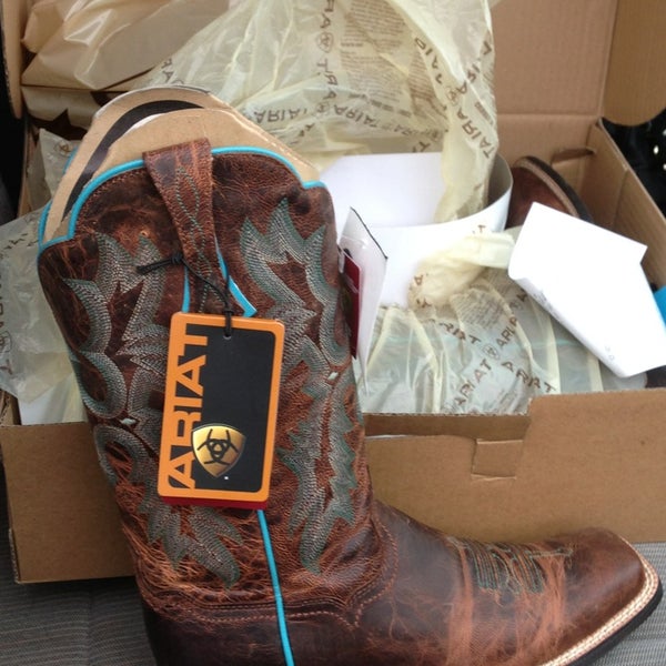 botas en cavenders