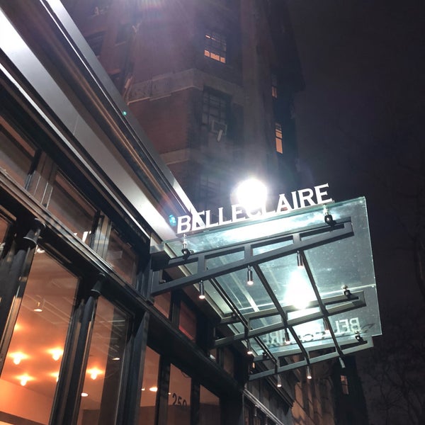 Foto diambil di Hotel Belleclaire oleh Tom N. pada 3/11/2018