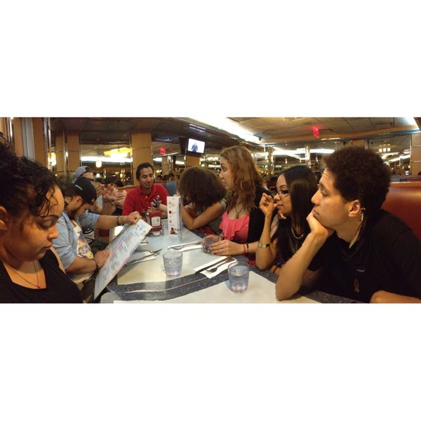 Photo taken at Kellogg&#39;s Diner by Durell S. on 6/1/2013
