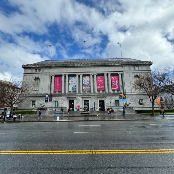 2/4/2024 tarihinde Andy Y.ziyaretçi tarafından Asian Art Museum'de çekilen fotoğraf