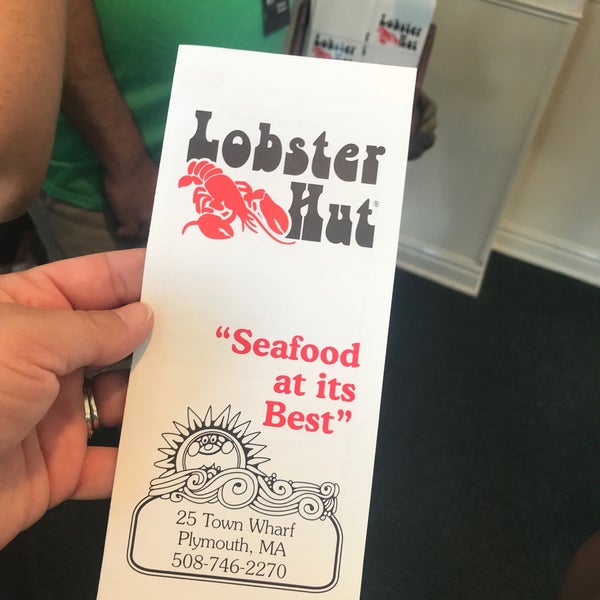 Foto scattata a Lobster Hut da Charity C. il 6/21/2018