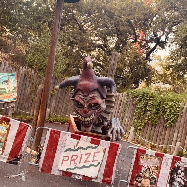Photo taken at Six Flags Over Texas by Young Joo L. on 10/10/2022