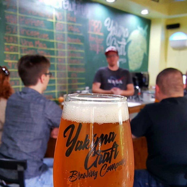 Photo taken at Yakima Craft Brewing Company by Ben C. on 9/15/2017