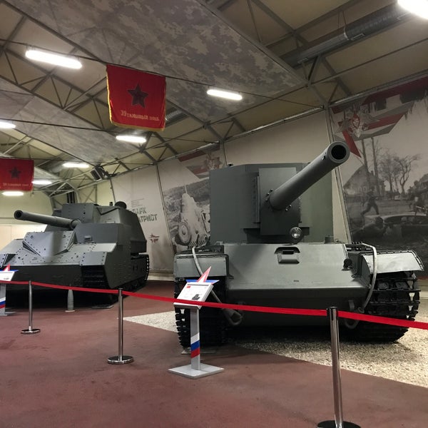 Кубинка волоколамск на машине. Музей патриот в кубинке. Тихая улица лобня. Орудие адам танковый музей кубинка. Лобня московская область москва расстояние.