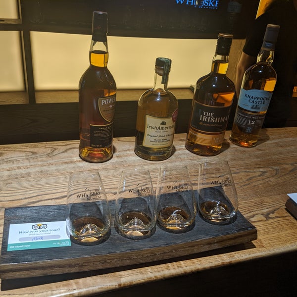 Photo taken at Irish Whiskey Museum by Zander V. on 10/28/2019