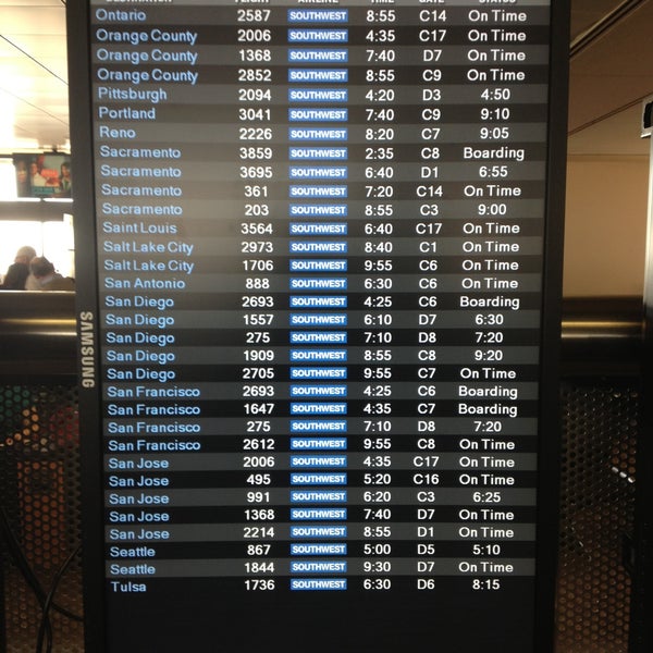 5/9/2013에 Dave L.님이 피닉스 스카이 하버 국제공항 (PHX)에서 찍은 사진