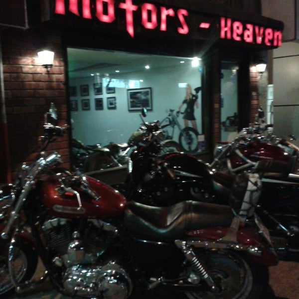 Photo taken at Motor&#39;s Heaven &amp; Margies café by Benjamin P. on 12/3/2013