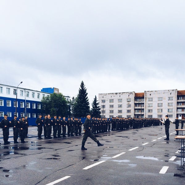 Воинские части в санкт петербурге